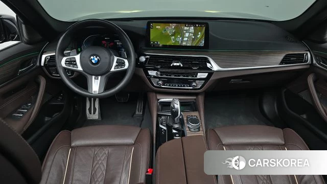 BMW 5 Series (G30) id 4410154 из Кореи 17