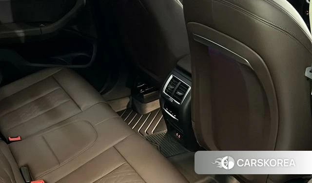 BMW X3 id 4300853 из Китая 7
