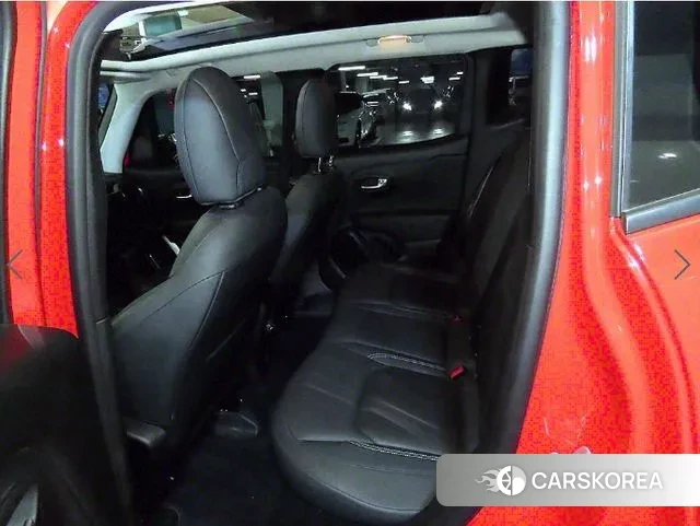 Jeep Renegade id 3028904 из Кореи 17