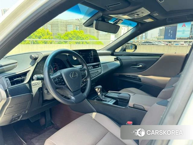 Lexus ES id 4261199 из Китая 9