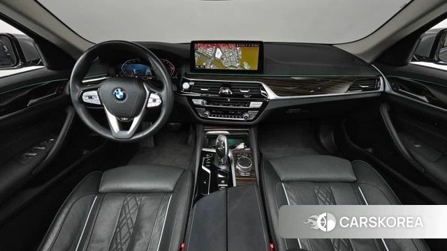 BMW 5 Series (G30) id 4692184 из Кореи 17