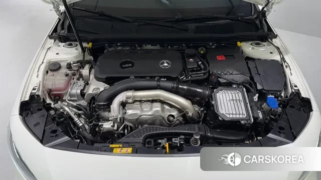 Mercedes-Benz A-Class W177 id 3294533 из Кореи 17