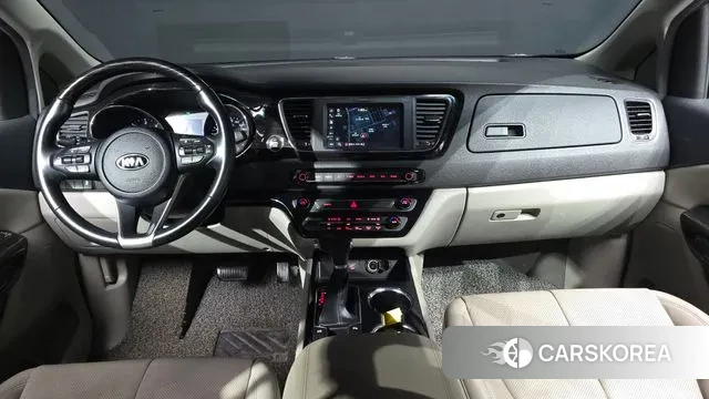 Kia The New Carnival id 3636600 из Кореи 17