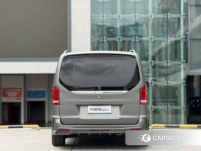 Mercedes-Benz V-class id 4256831 из Китая 16