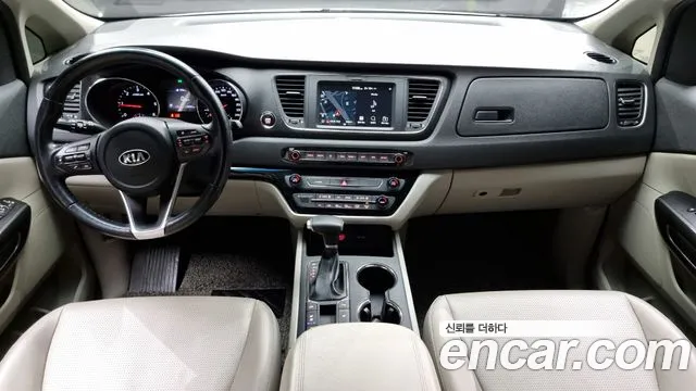 Kia The New Carnival id 2421279 из Кореи 17