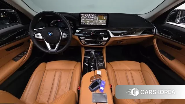 BMW 5 Series (G30) id 3664817 из Кореи 17