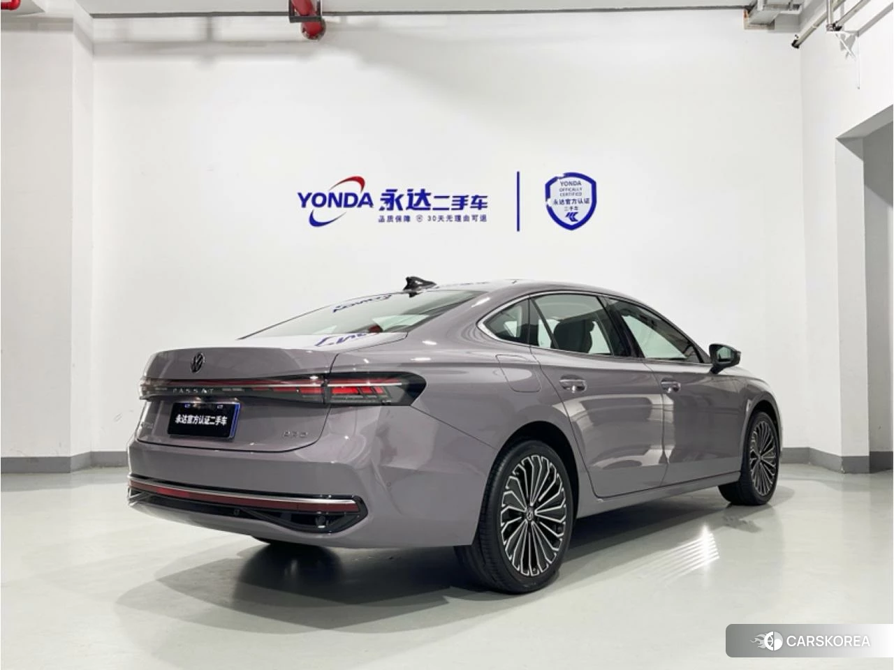 Volkswagen Passat id 4473485 из Китая 14
