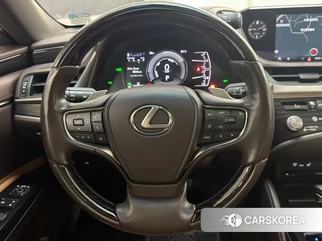 Lexus ES300h 7th generation id 3028021 из Кореи 17