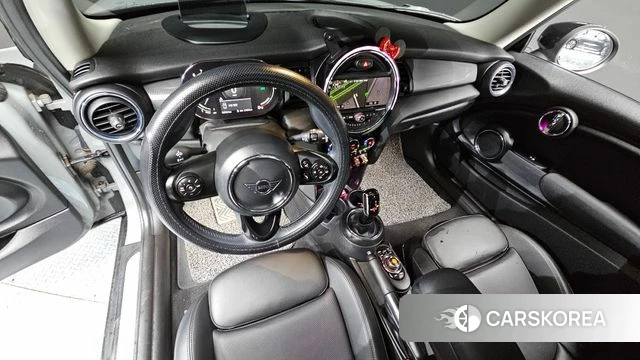 Mini Cooper id 3910998 из Кореи 17