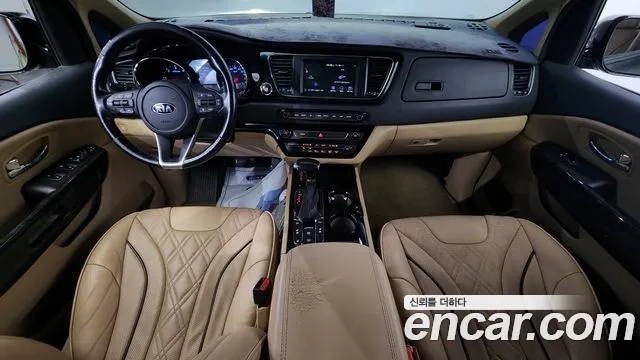 Kia The New Carnival id 2945751 из Кореи 17