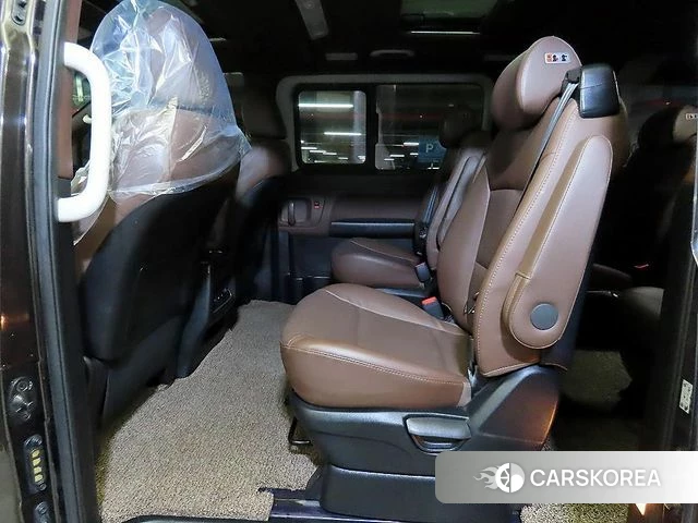 Hyundai The New Grand Starex id 3834700 из Кореи 17