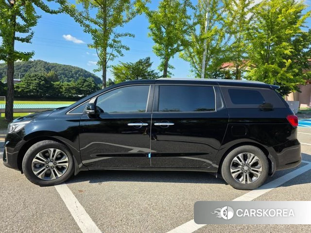 Kia The New Carnival id 4732586 из Кореи 17