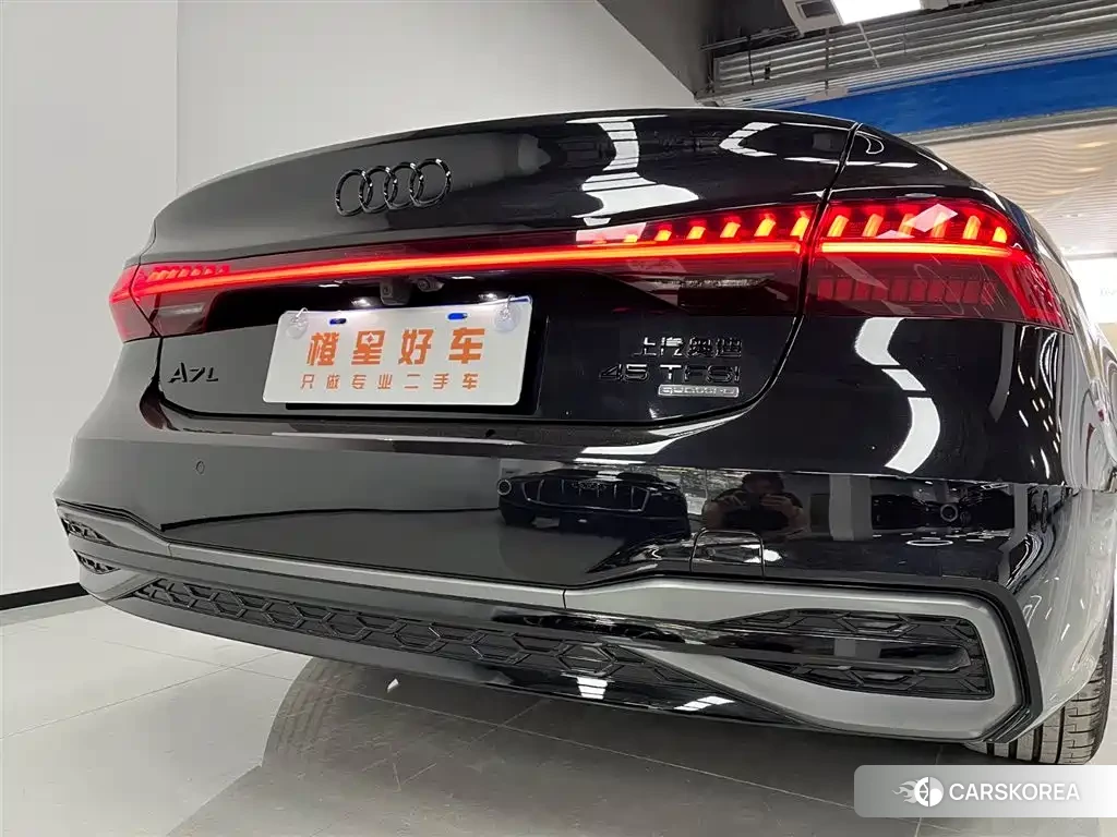Audi A7L id 4622463 из Китая 14