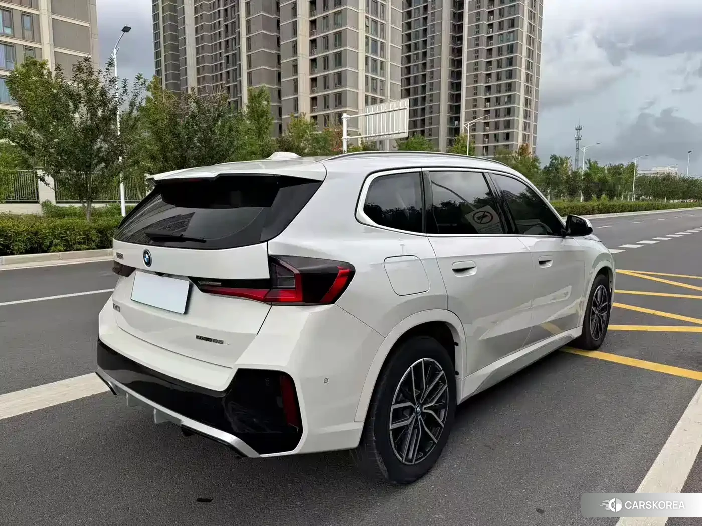 BMW iX1 id 4653976 из Китая 7