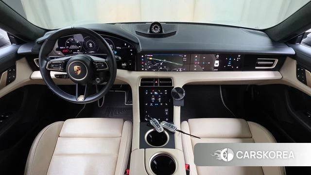 Porsche Taycan id 4456575 из Кореи 33
