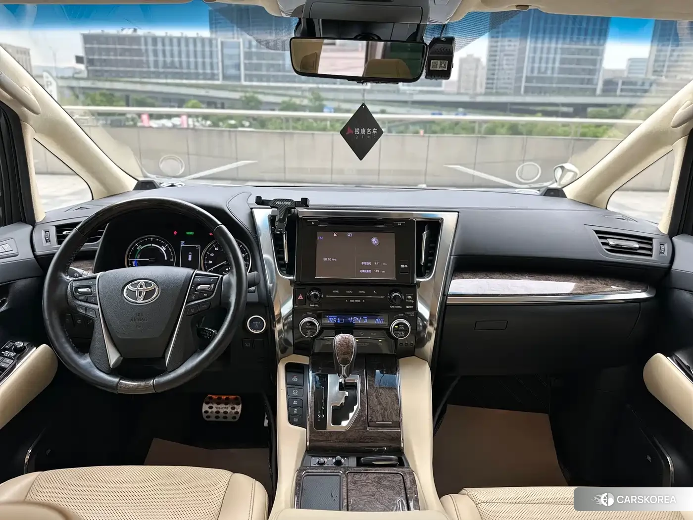 Toyota Vellfire id 4601004 из Китая 15