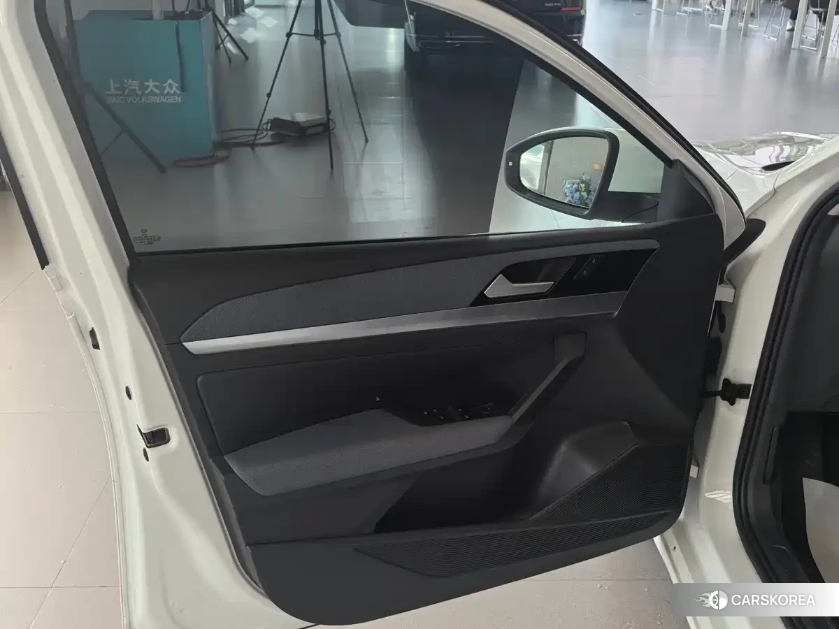 Volkswagen Lavida id 4546242 из Китая 14