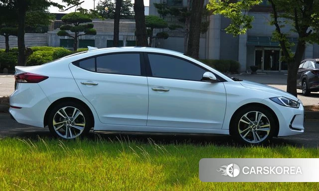 Hyundai Avante AD id 4435865 из Кореи 16