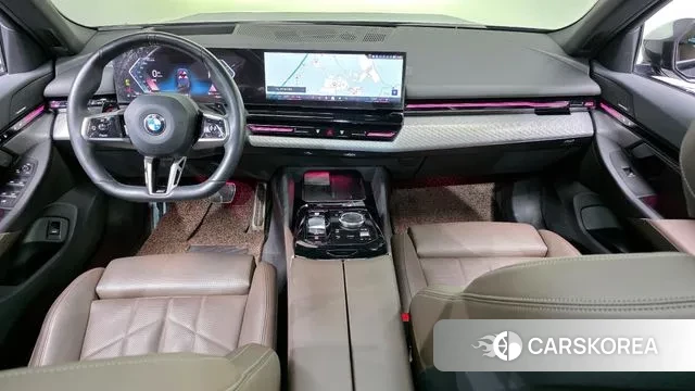 BMW 5 Series (G60) id 3689727 из Кореи 17