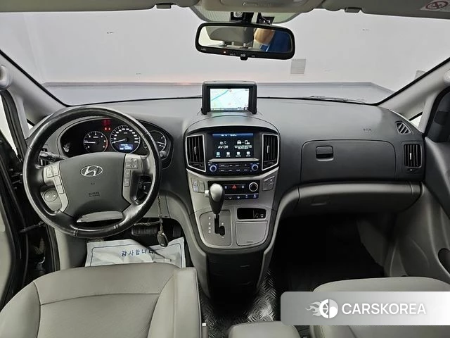 Hyundai The New Grand Starex id 4943427 из Кореи 15