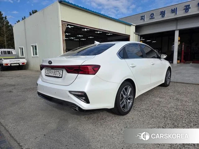 Kia Come New K3 id 3517191 из Кореи 17