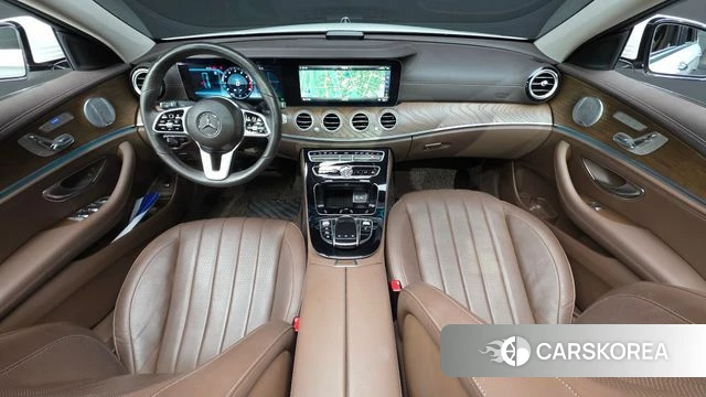Mercedes-Benz E-Class W213 id 4703221 из Кореи 33