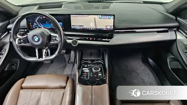 BMW 5 Series (G60) id 3599715 из Кореи 17