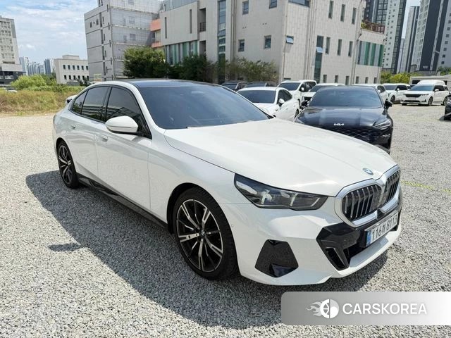 BMW 5 Series (G60) id 4739114 из Кореи 16