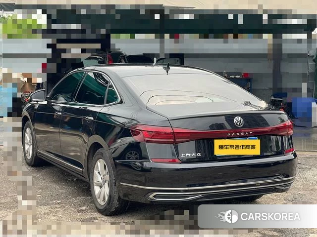 Volkswagen Passat id 4348840 из Китая 7
