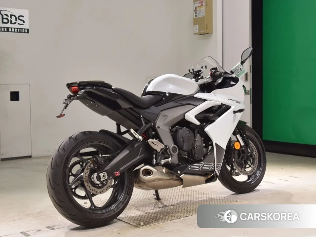 Проданный Triumph DAYTONA 660 id 4312934 из Японии, фото 8