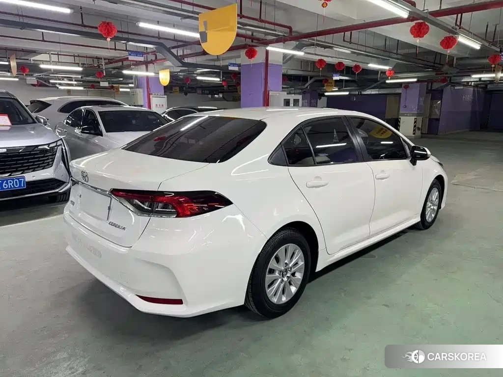 Toyota Corolla id 4669504 из Китая 7