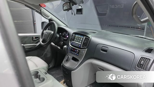 Hyundai The New Grand Starex id 4501627 из Кореи 27