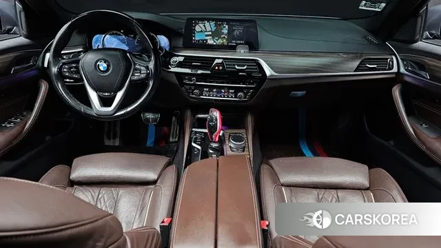 BMW 5 Series (G30) id 3259625 из Кореи 17