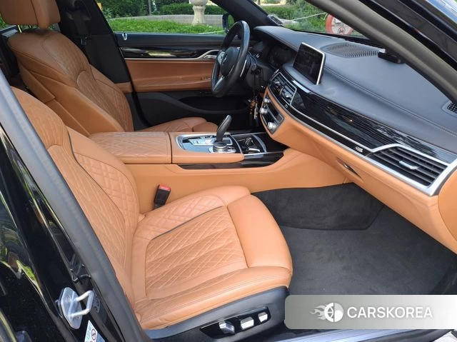 BMW 7 Series (G11) id 4384408 из Кореи 17