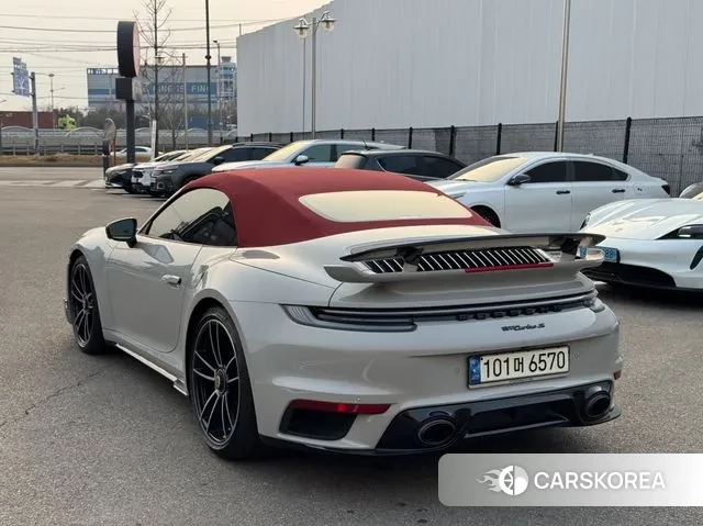 Porsche 911(992) id 3788261 из Кореи 17