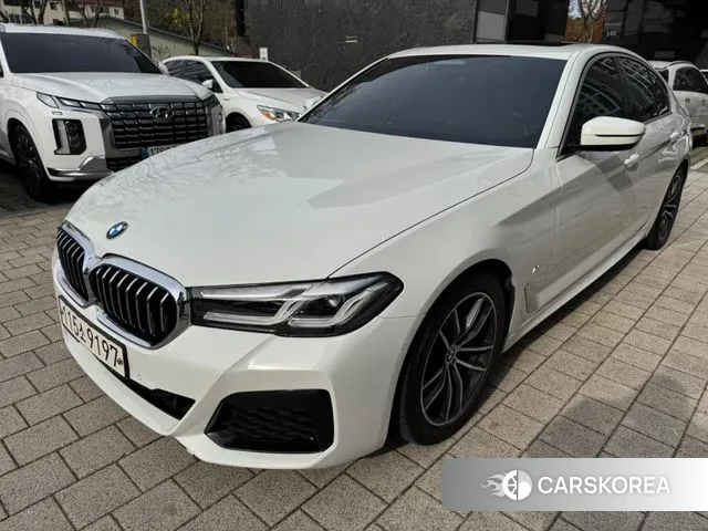 BMW 5 Series (G30) id 3611782 из Кореи 10