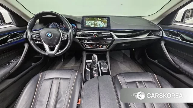 BMW 5 Series (G30) id 3574024 из Кореи 17