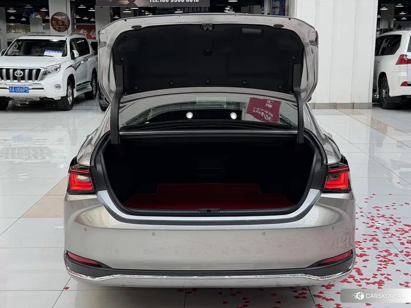 Lexus ES id 4680841 из Китая 18