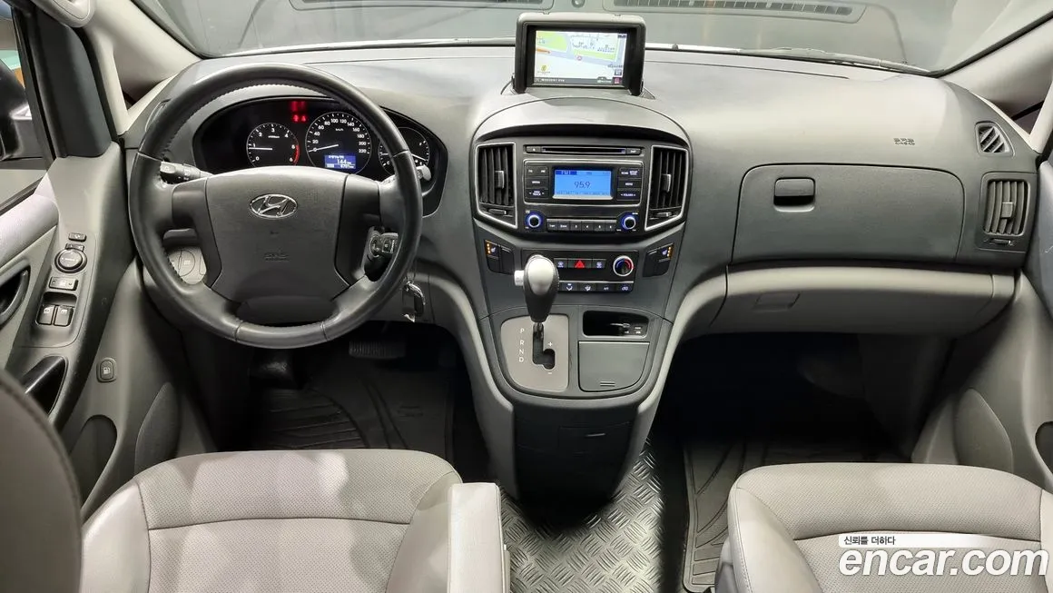 Hyundai The New Grand Starex id 2147344 из Кореи 17