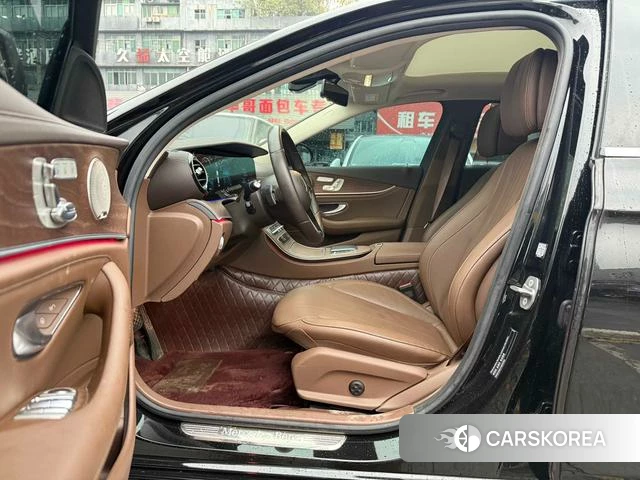 Mercedes-Benz E-class id 4313819 из Китая 20