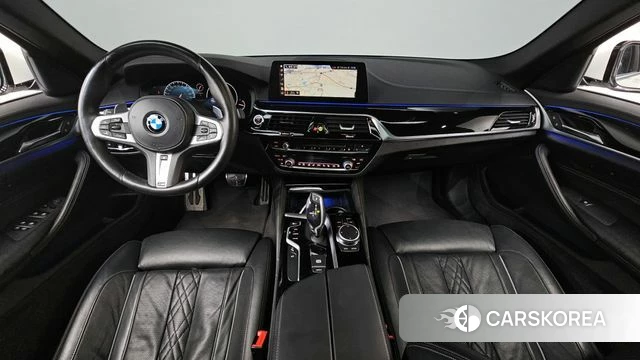 BMW 5 Series (G30) id 3924741 из Кореи 17