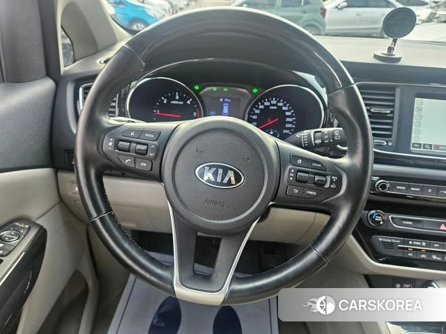Kia The New Carnival id 4435226 из Кореи 17