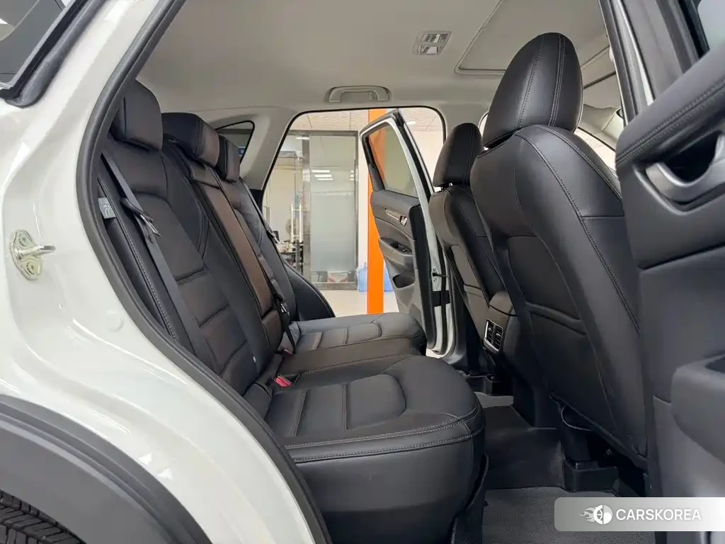 Mazda CX-5 id 4654446 из Китая 17