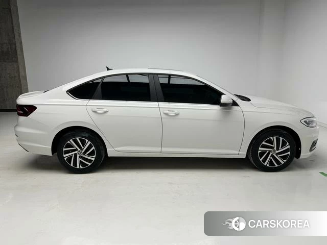 Volkswagen Lavida id 4275716 из Китая 14