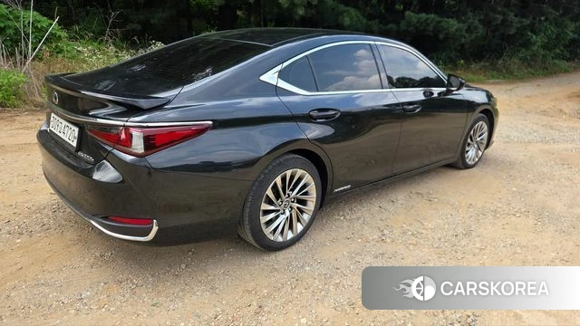 Lexus ES300h 7th generation id 4620069 из Кореи 8