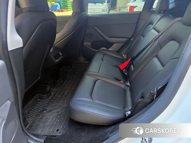 Tesla Model Y id 3518002 из Кореи 7