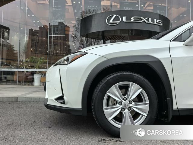 Lexus UX id 4209264 из Китая 14