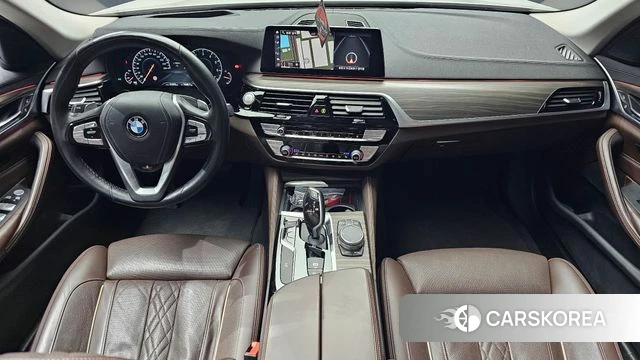 BMW 5 Series (G30) id 3905311 из Кореи 17