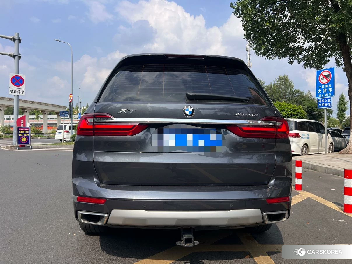 BMW X7 id 4486519 из Китая 9