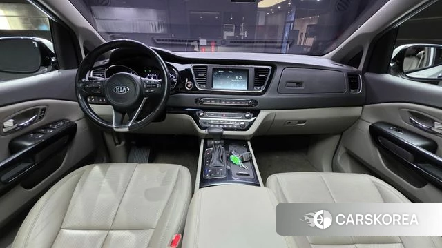 Kia All New Carnival id 4658498 из Кореи 33